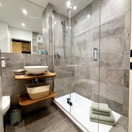 Mirela Apartament